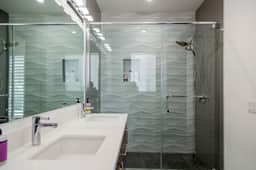 Modern 3BR Home W. Parking | Perfect for Families
