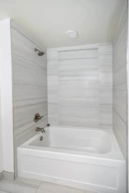 Modern Luxury 3BR Penthouse with Parking & Balcony