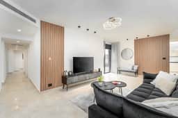 By Market • Wonderful Lightful 5BDR, Free Parking