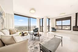 Penthouse near Machne Yehuda with Jacuzzi