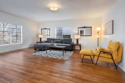 Spacious 3BR Home with Modern Amenities - Sleeps 6