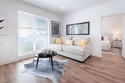 Cozy Apartment in K-Town with Roof Deck & Parking