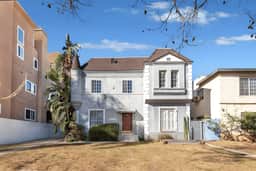 Modern 1BR Apartment | Perfect for Two