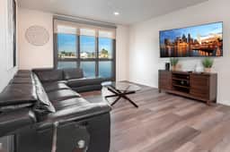 Luxurious Penthouse In Beverly Hills - Sleeps 10