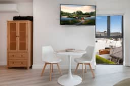 Cozy Oceanview 1 Bedroom Apt. Steps from the Shore