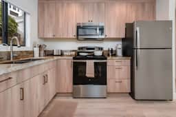 Stunning 1BR Apartment | Beachfront Gem