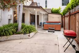 Luxury 3BR Home in LA with Jacuzzi and Parking