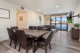 Luxurious Penthouse In Beverly Hills - Sleeps 10