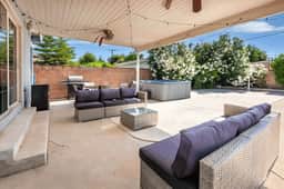 Luxurious 3BR House with Jacuzzi & Big Backyard!
