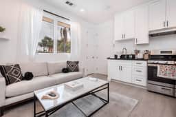 Chic 1 Bedroom Apartment in LA