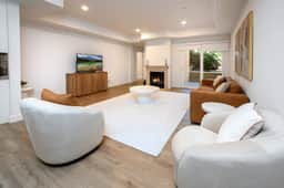 Luxe 2 Bedroom Apartment with Parking & GYM