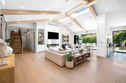 Stunning 6BR Laurel Canyon Estate | Pool & Jacuzzi
