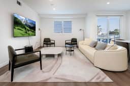 Luxury LA Living: Sleek 2BR W. Parking and Balcony