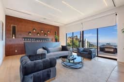 Luxurious Mansion with Stunning Views,Pool,Jacuzzi