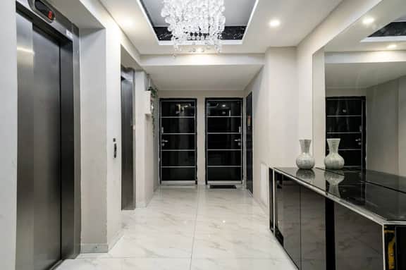 Chic 4BDR with Shelter by Machne Yehuda Market