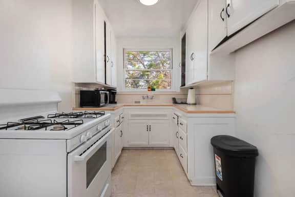 City Chic | Luxury 1BR Apartment