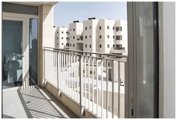 Stunning 3 Bedroom Apt W/ Pool & Gym in Building