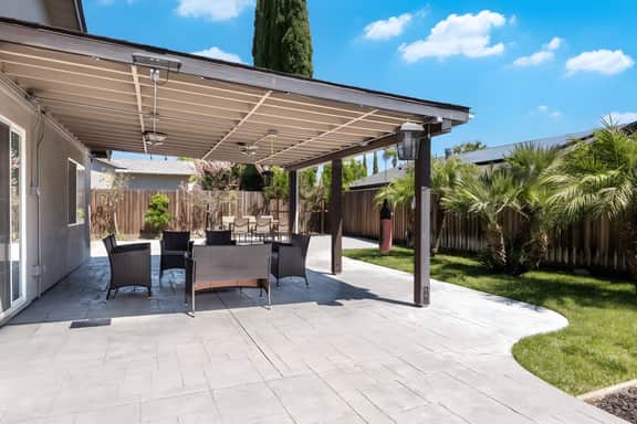 Luxurious and Spacious 4 Bedroom Home in Tarzana