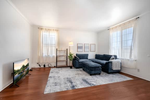 Cozy 1BR Apartment in Prime Santa Monica Location
