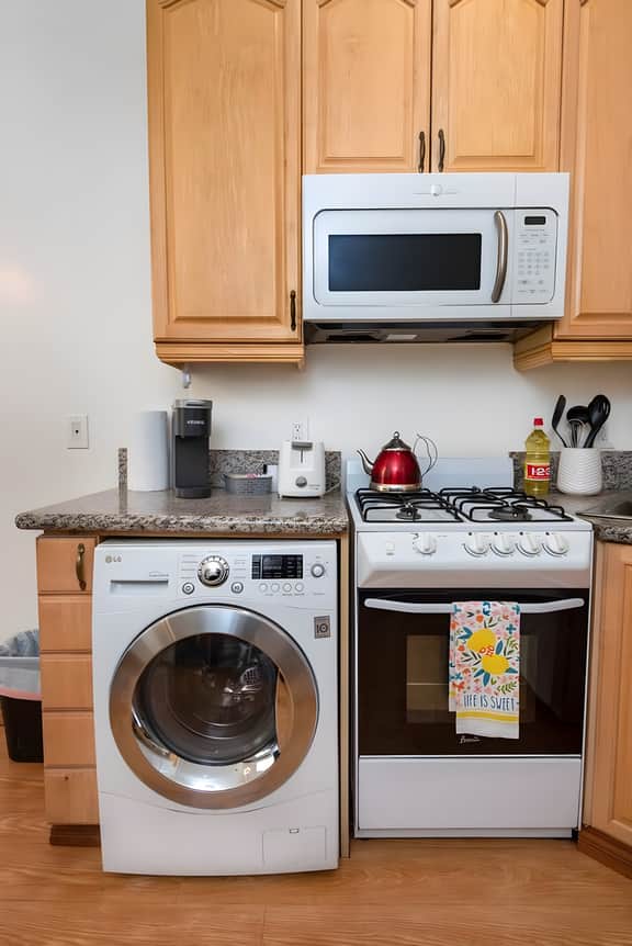 Chic 1 Bedroom Apartment in LA