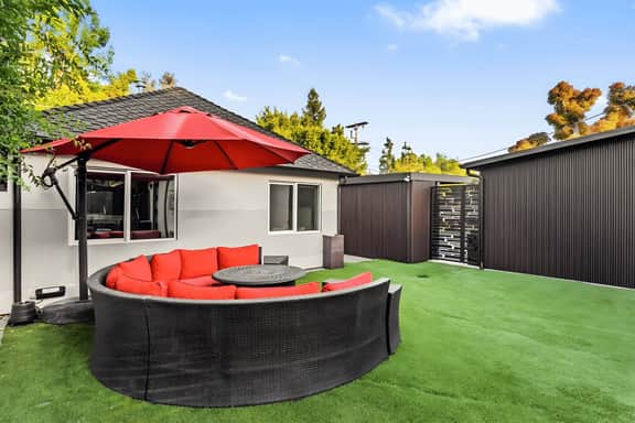 Luxe 2-Bedroom Home in Van Nuys W. Parking & Patio