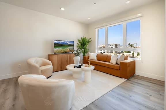 Luxury Stay: 1BR Apartment in K-town with Parking