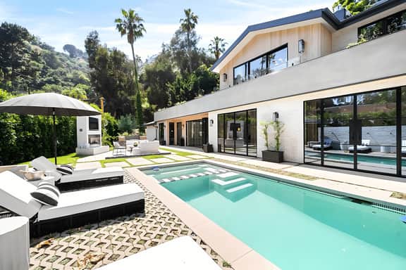 Stunning 6BR Laurel Canyon Estate | Pool & Jacuzzi