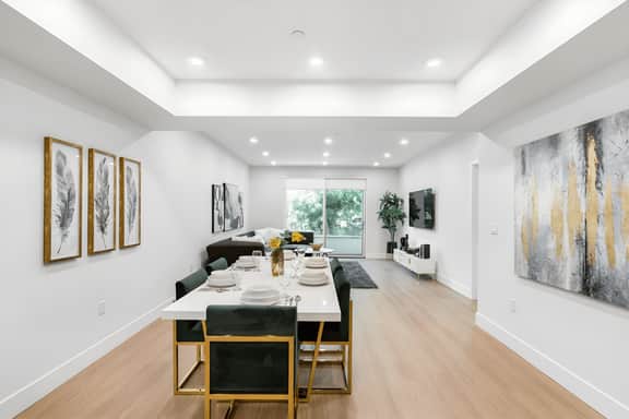 Ultra Luxe Bev Hills 3 Bed Apt. Nearby Cedars Hosp