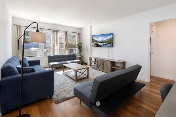 Ultimate Stylish LA Apartment Experience