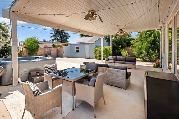Luxurious 3BR House with Jacuzzi & Big Backyard!