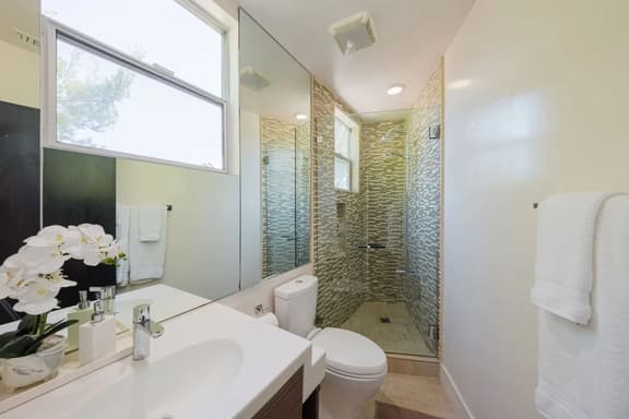 Beverly Hills Ultra-Luxury Villa | Pool & Theatre